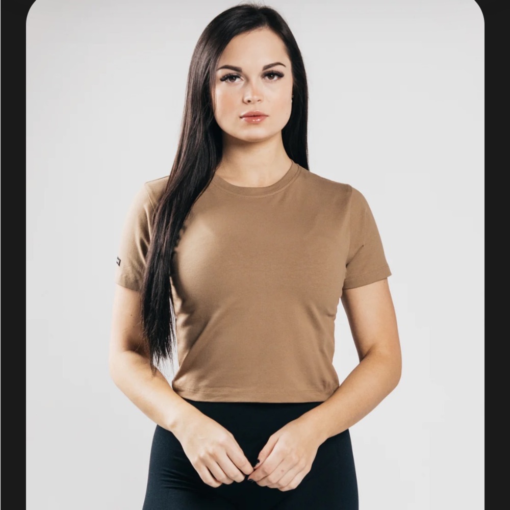 Alphalete Crop T-shirt Size S